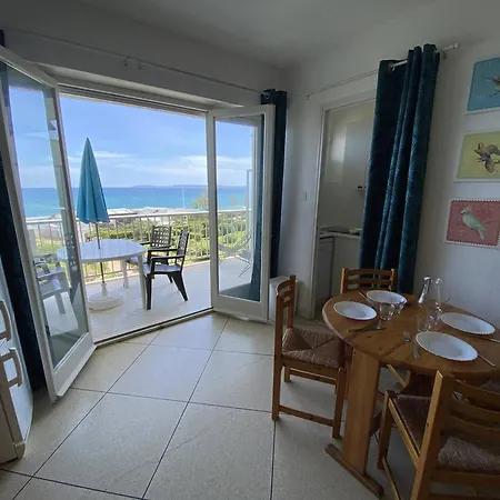 Au Lavandou Avec Terrasse Vue Et Parking - Fr-1-816-17 דירה
