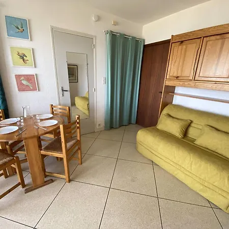 Au Lavandou Avec Terrasse Vue Et Parking - Fr-1-816-17 Апартаменты Ле-Лаванду