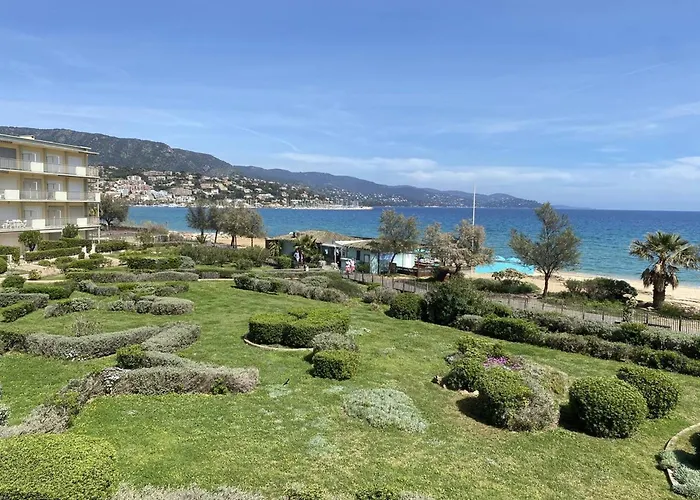Apartmán Au Lavandou Avec Terrasse Vue Et Parking - Fr-1-816-17 *